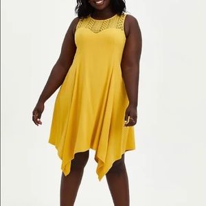 TORRID LACE YOKE TRAPEZE DRESS STRETCH RAYON YLLW